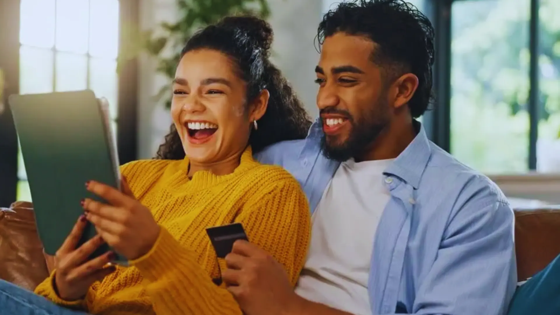 Credit Cards for Couples: Smart Ways to Share, Save, and Build Credit Together