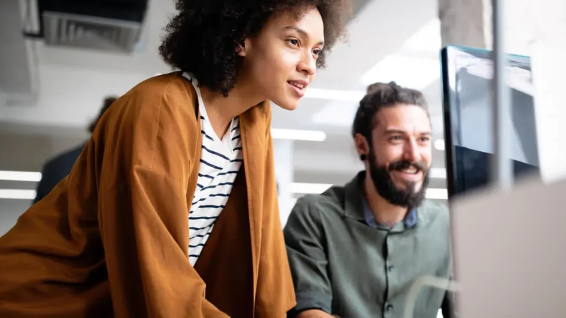 What's the Typical Minimum Balance for Online Savings Accounts?